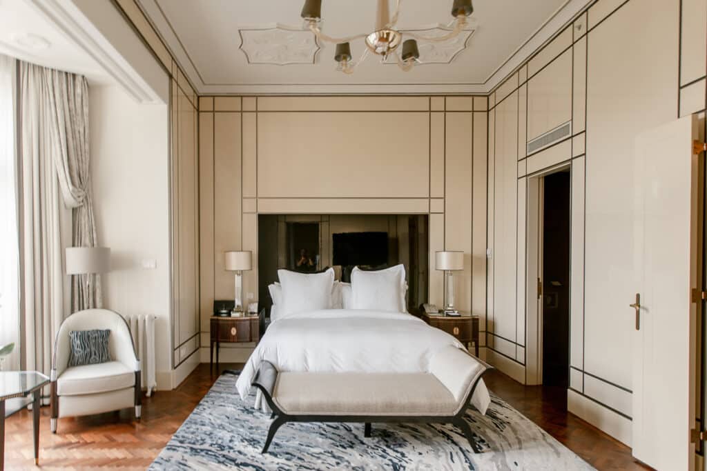 Budapest Royal Suite at Four Seasons Budapest Gresham Palace