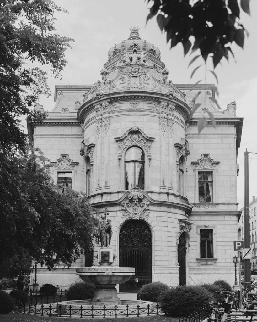 Szabo Ervin Library, Budapest Hungary - The Blisshunter Blog